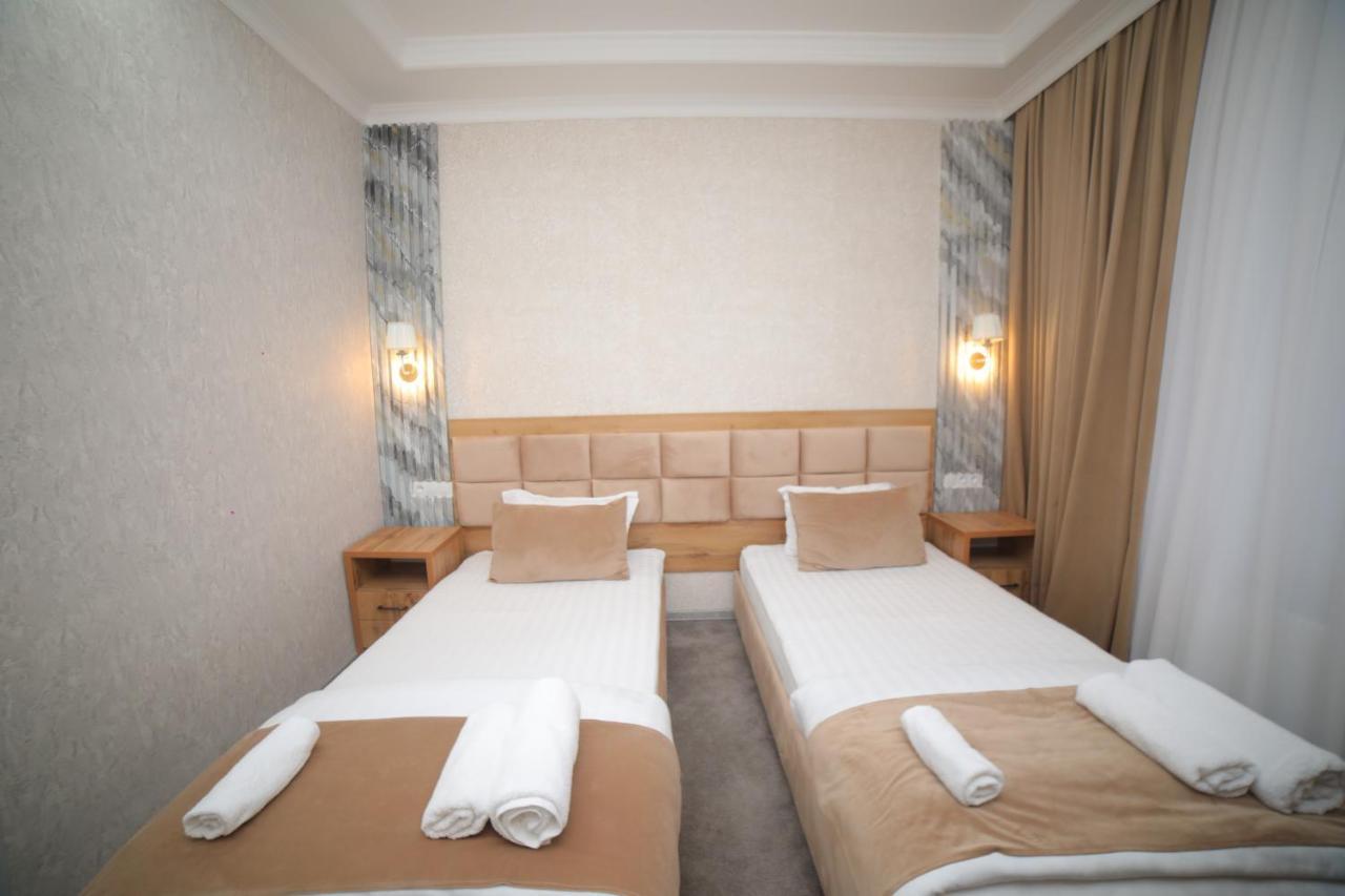 Hotel Tinchlik Plaza Urgench Esterno foto